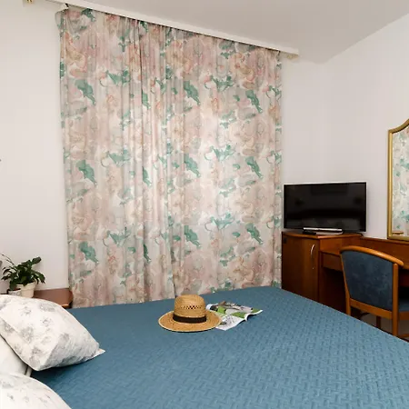 Pansion Arte Zvrko Apartment *