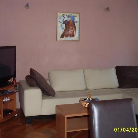 Apartment Pansion Arte Zvrko Zvekovica